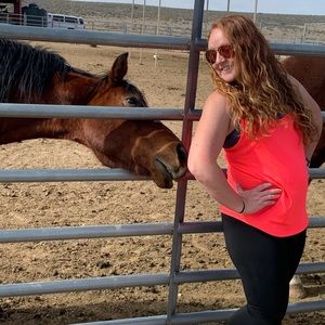 Meet your Posher, Casie